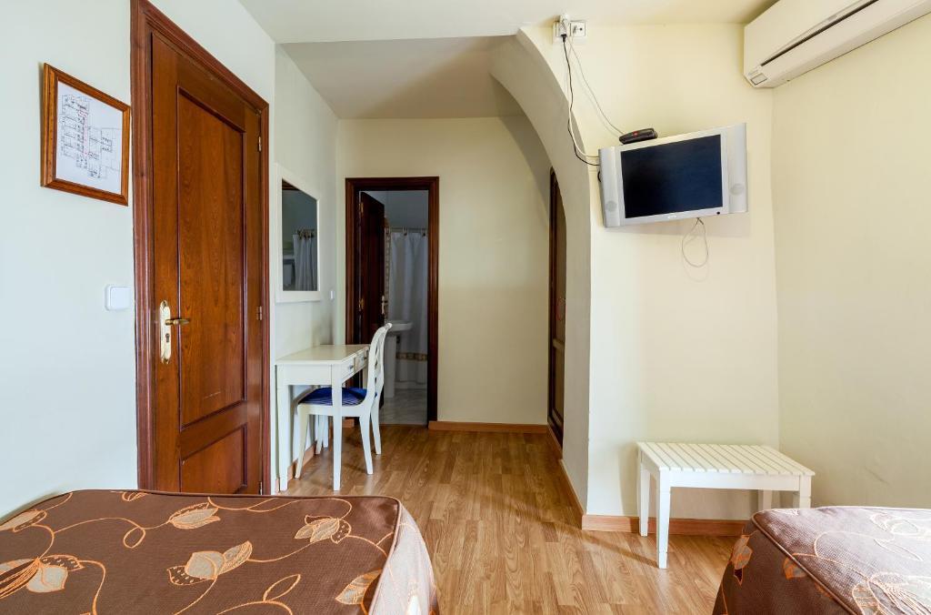 Hostal El Caballo Blanco Osuna Habitación foto